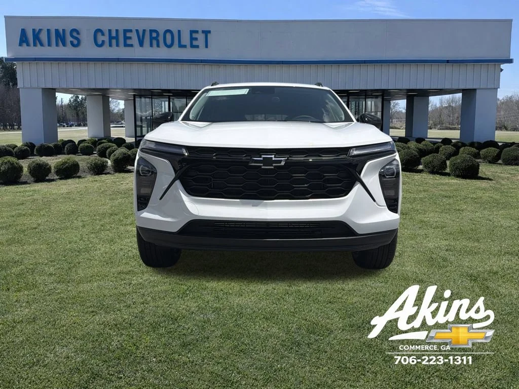 2026 Chevrolet Trax LT - Photo 8