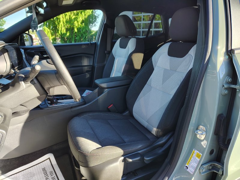 Used 2024 Green Chevrolet 1RS image 11