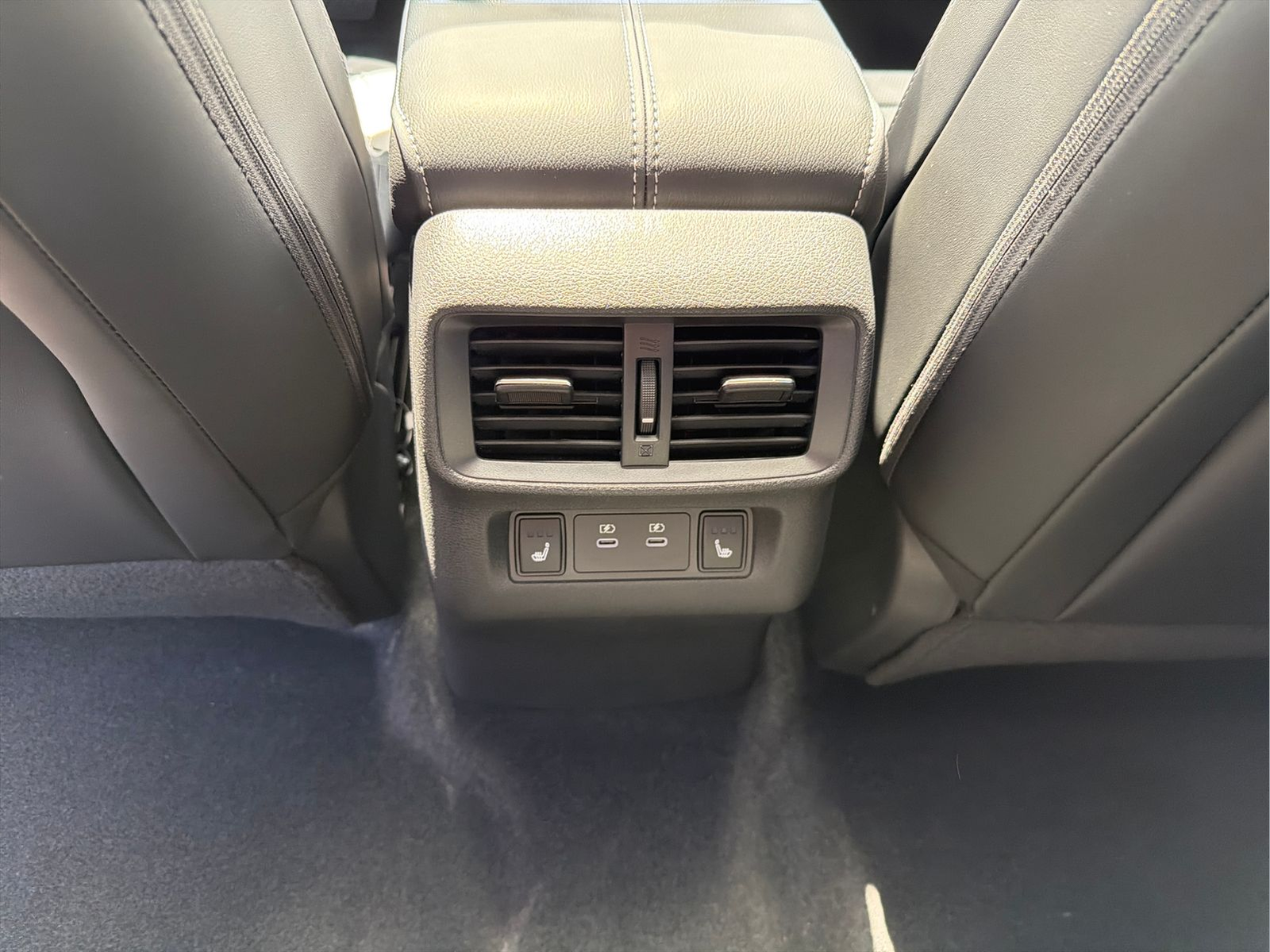 New 2026 Black Nissan Platinum image 23