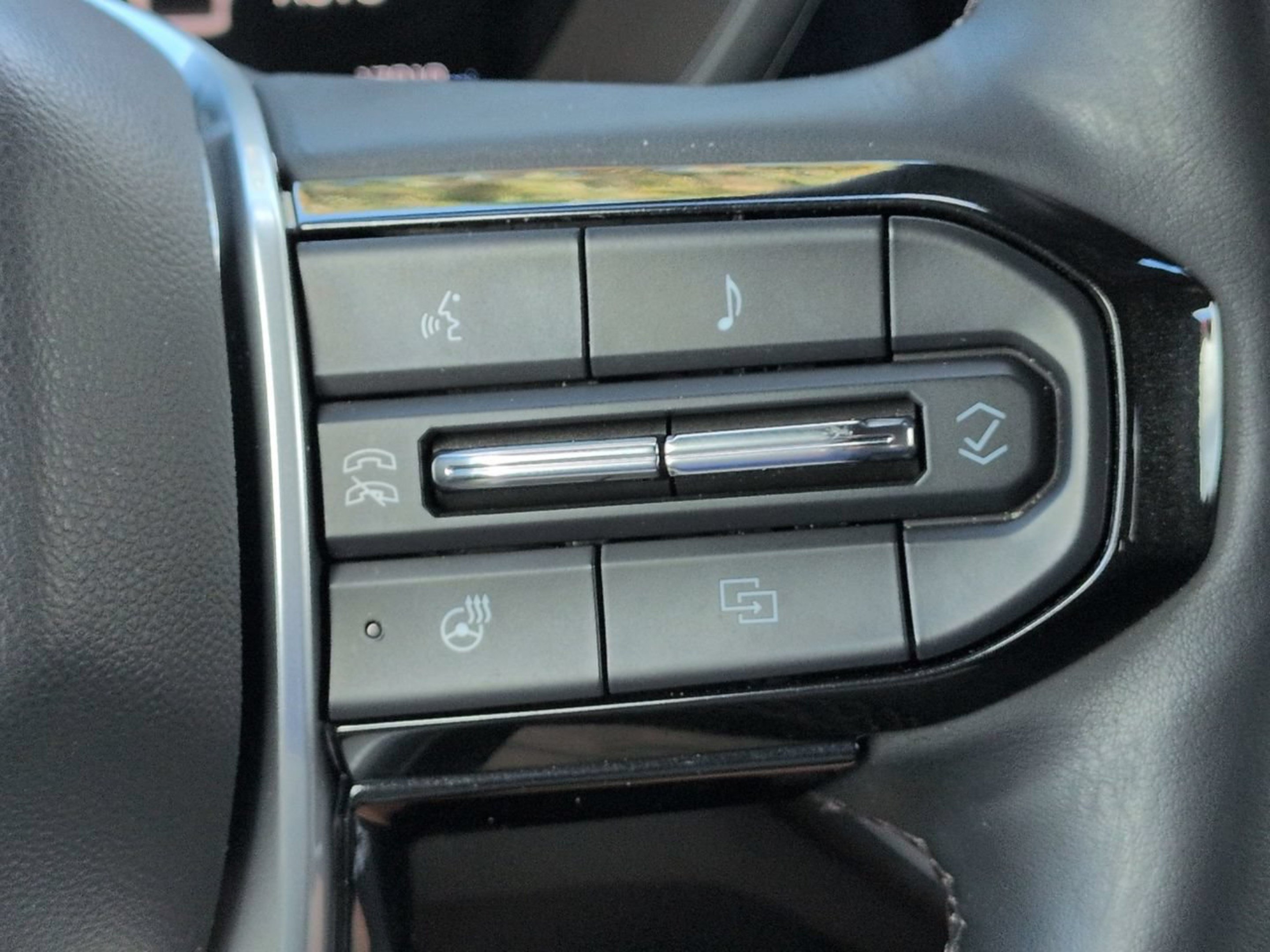 Used 2025 Harvest Bronze Metallic Chevrolet Trail Boss image 30