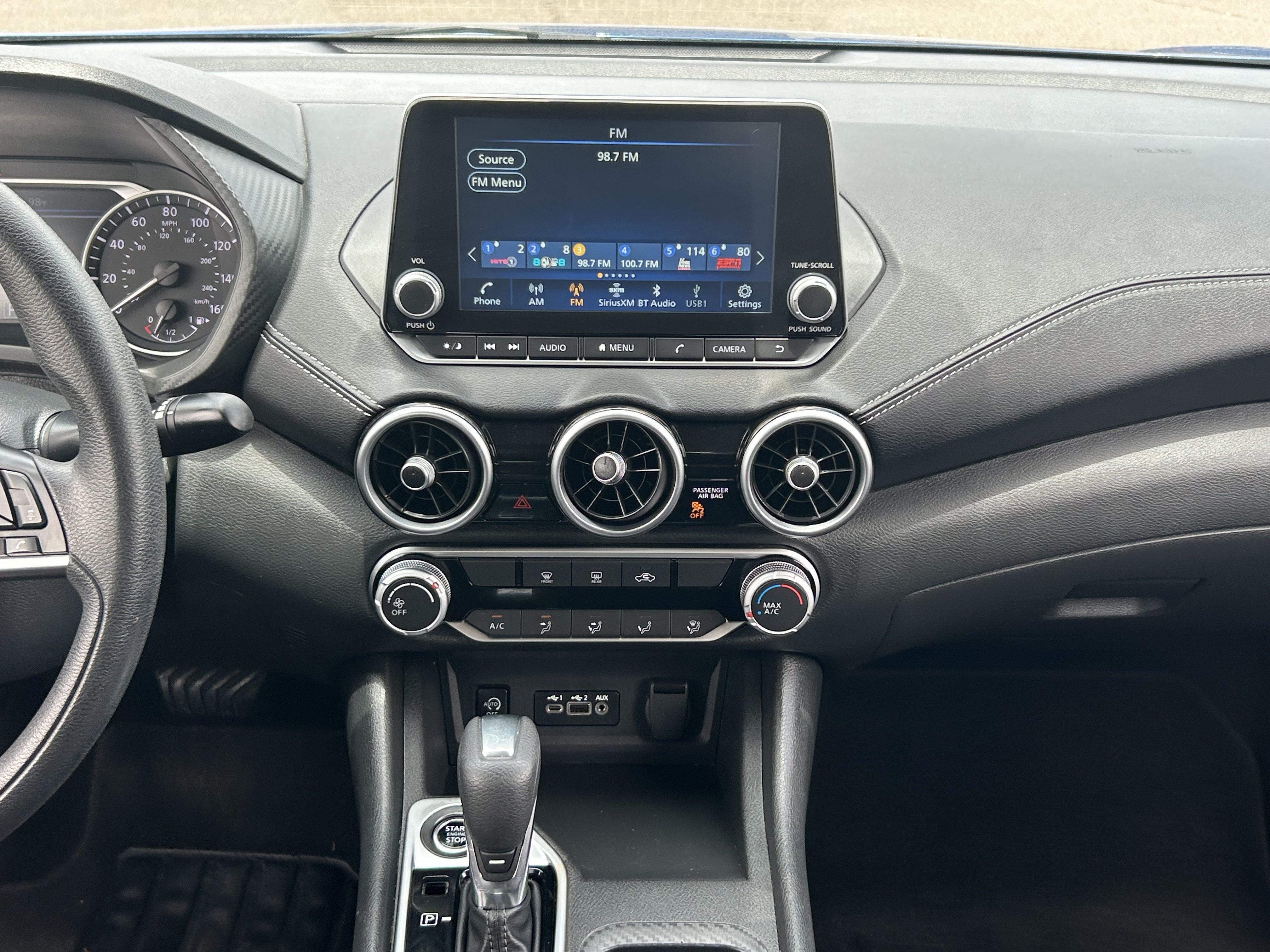 2024 Nissan Sentra SV - Photo 16