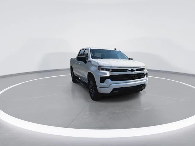 Used 2023 White Chevrolet RST image 2