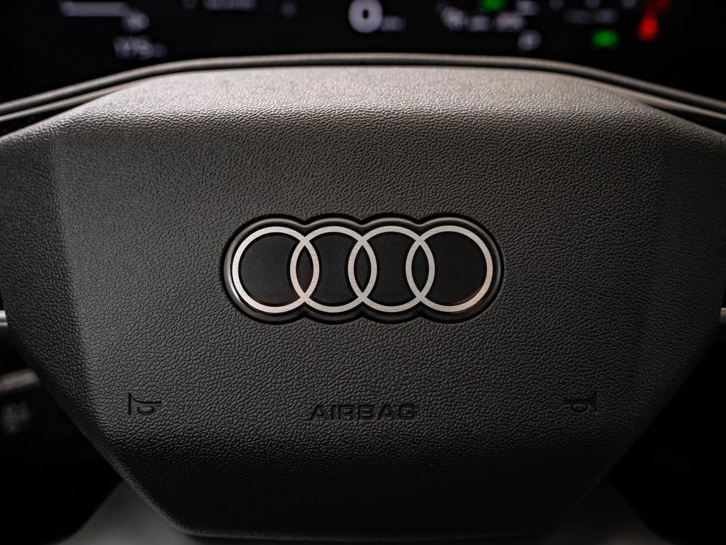 Used 2025 Glacier White Audi 2.0T Premium Plus image 32