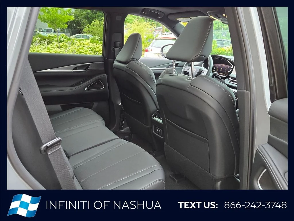 New 2027 HARBOR GRAY INFINITI Sport AWD image 18