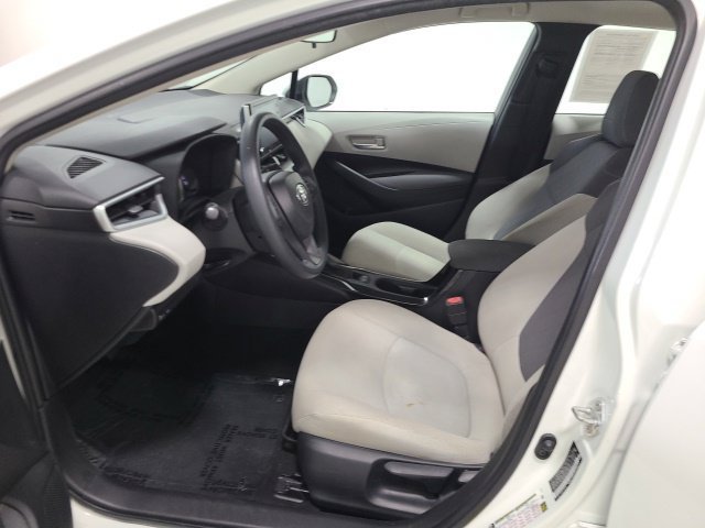 Certified Used 2020 Super White Toyota LE image 15