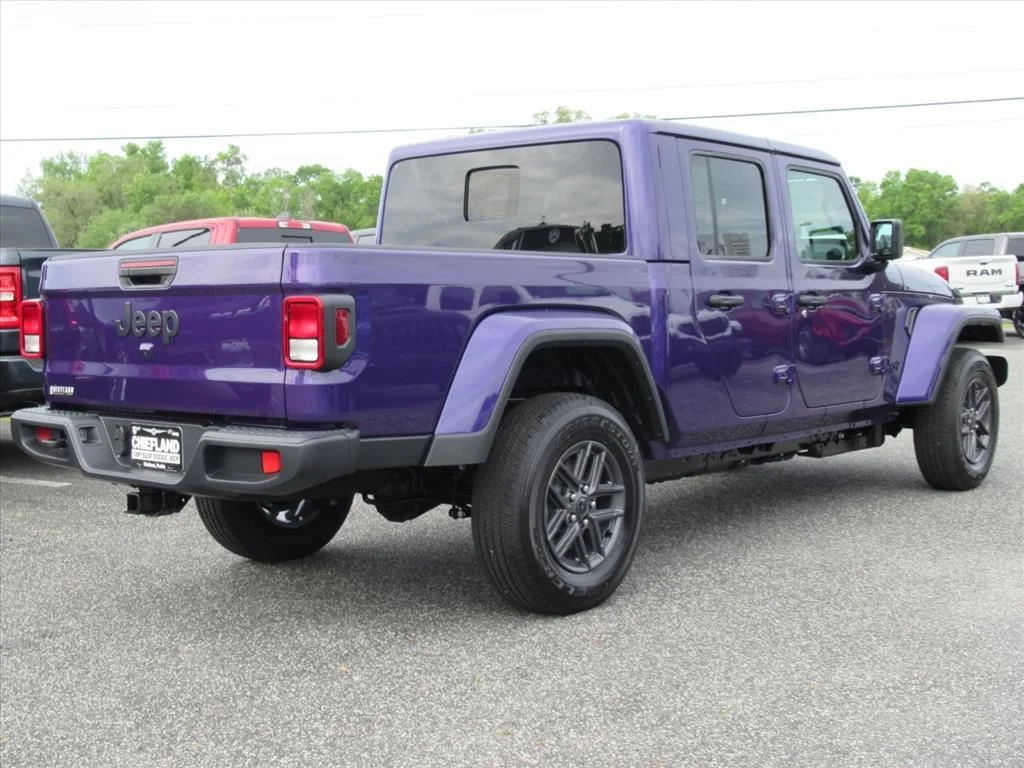 New 2026 Reign Exterior Paint Jeep Sport S image 7