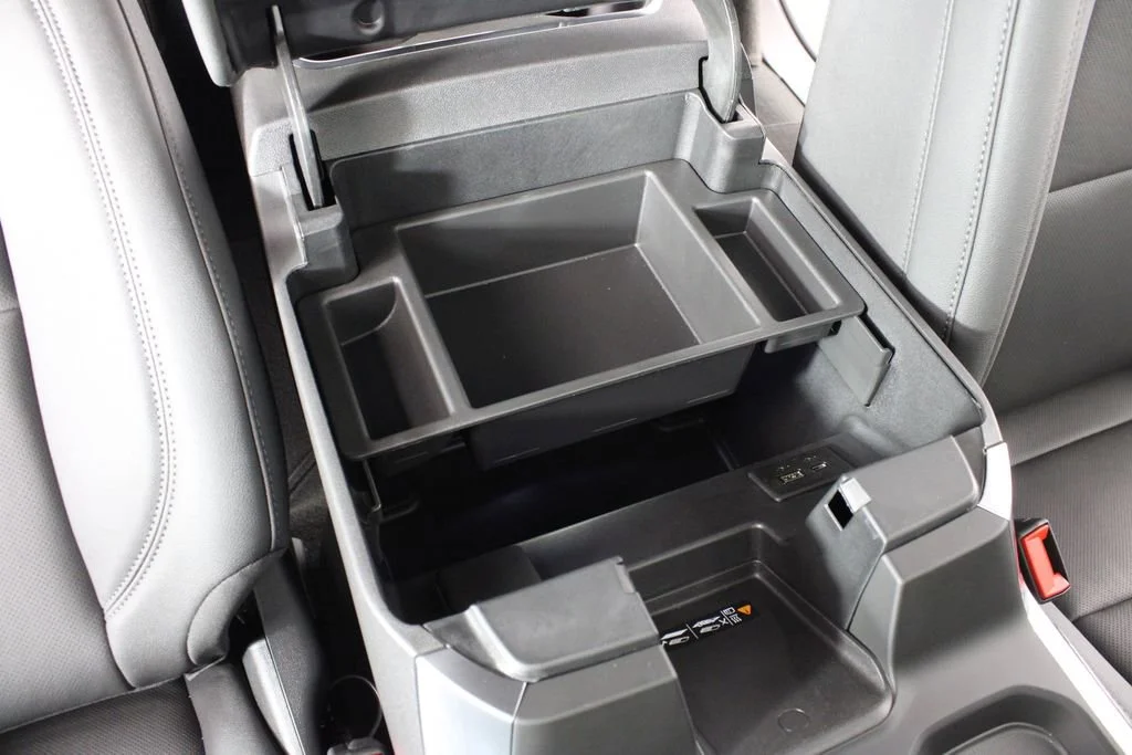 New 2026 Glacier White Tricoat GMC SLT image 21