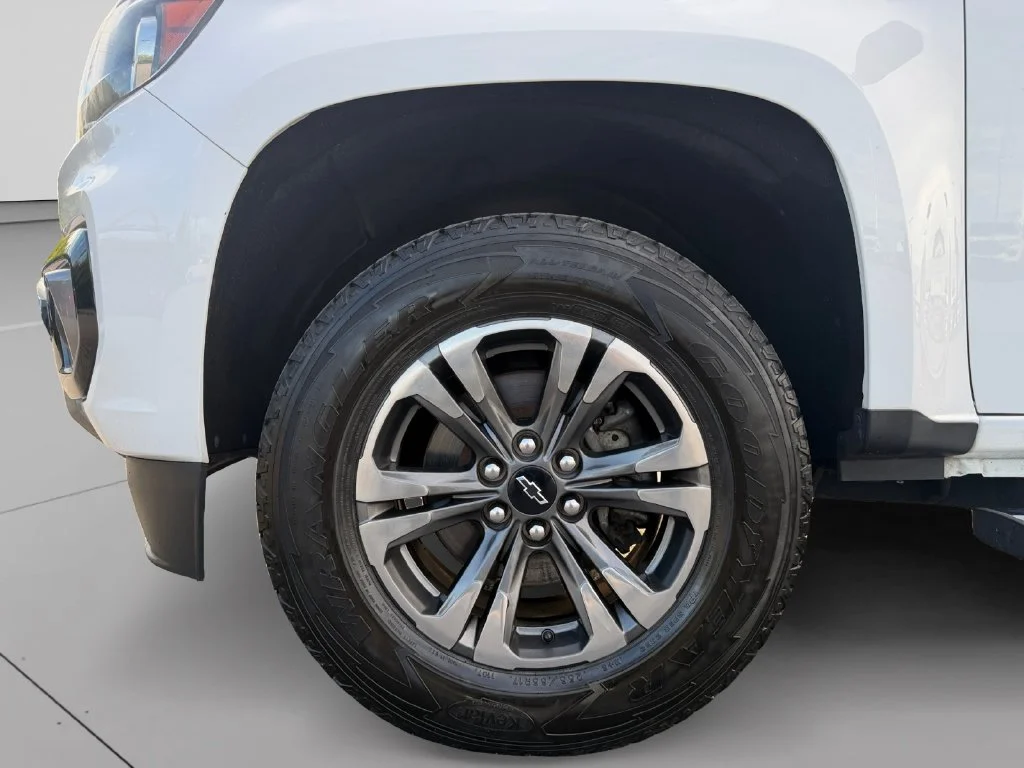 2022 Chevrolet Colorado Z71 - Photo 15