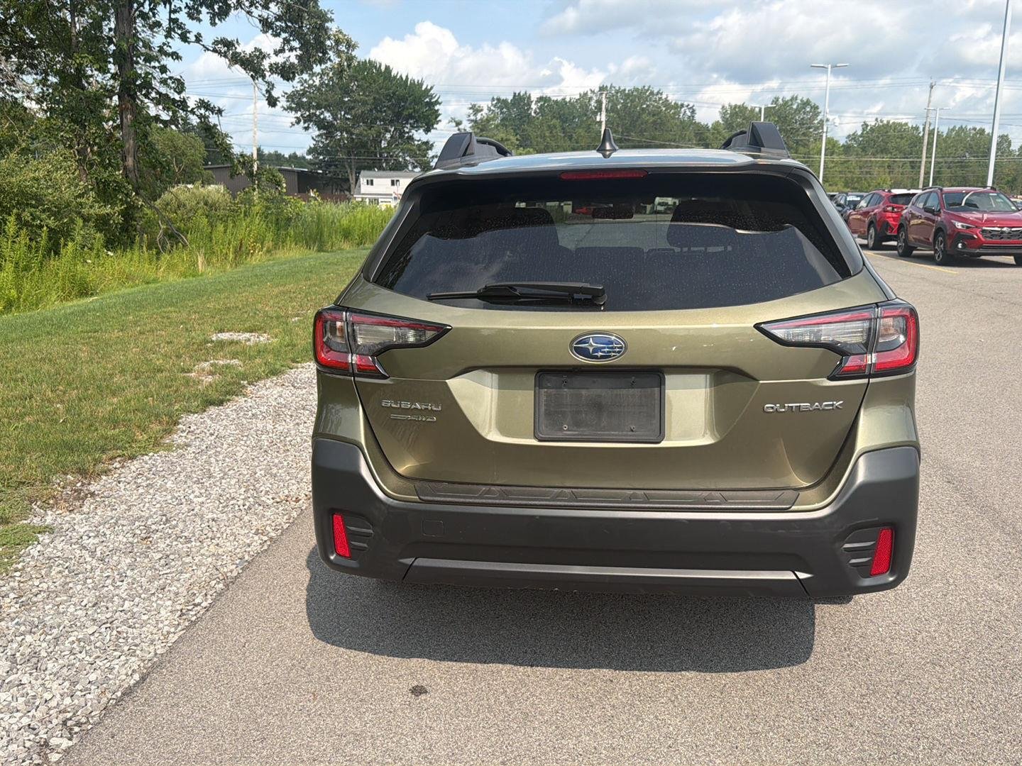 Used 2022 Autumn Green Metallic Subaru Premium image 5