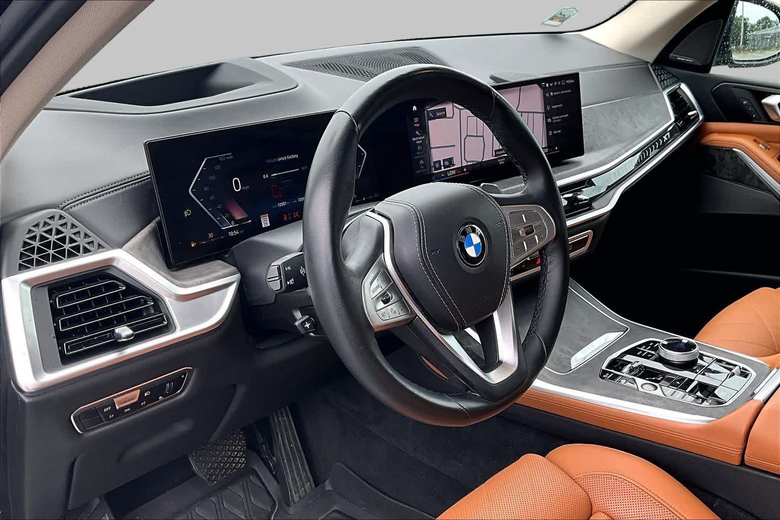 Used 2023 Black Sapphire Metallic BMW xDrive40i image 18