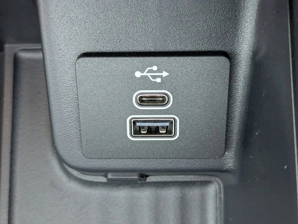 2025 Ford Expedition Active - Photo 24