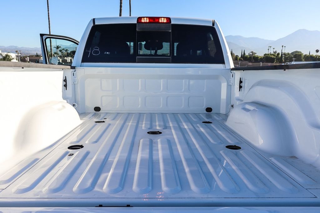 New 2026 Bright White Clearcoat Ram Tradesman image 30
