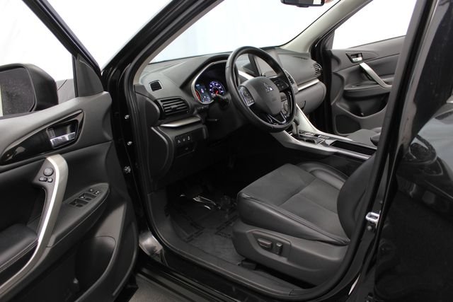 Used 2024  Mitsubishi SEL image 17