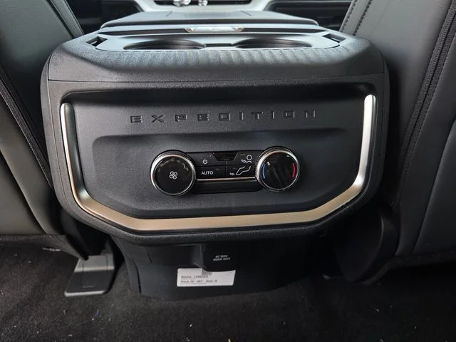 New 2026 Oxford White Ford Active image 19