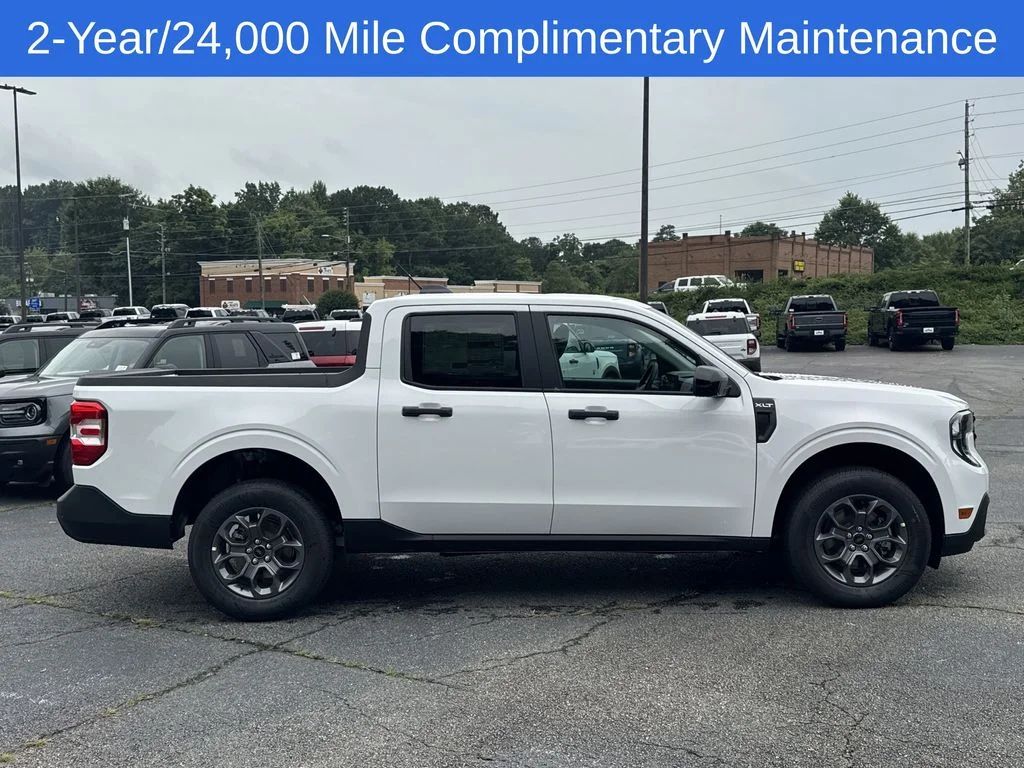 New 2026 White Ford XLT image 8