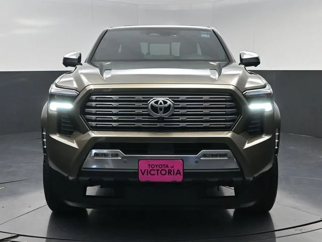 Used 2026 Bronze Toyota Limited image 19