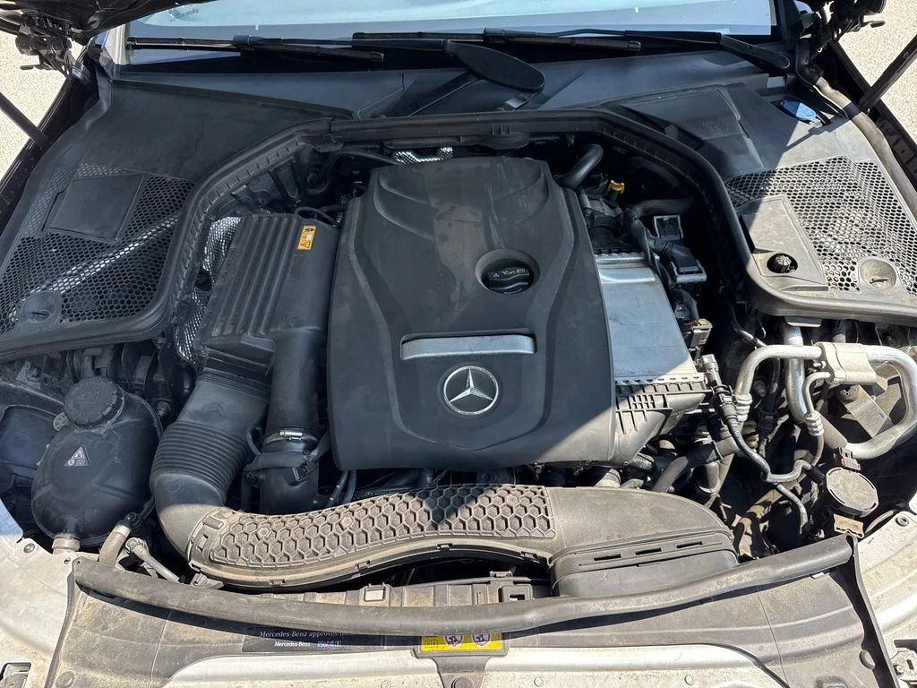 Used 2018  Mercedes-Benz C 300 image 24