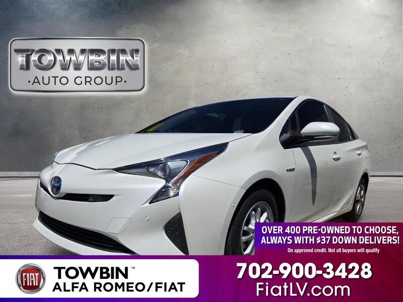 2018 Toyota Prius Two's photo