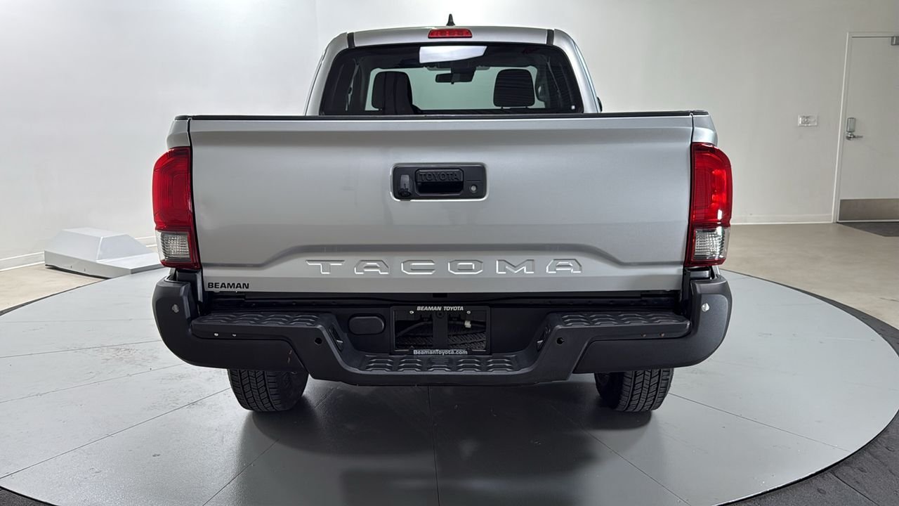 Used 2022 Silver Toyota SR image 4