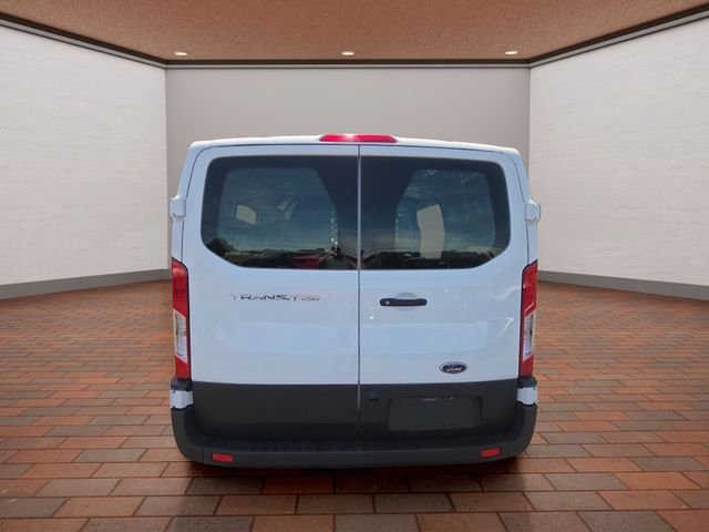 Used 2025 Oxford White Ford Base image 25