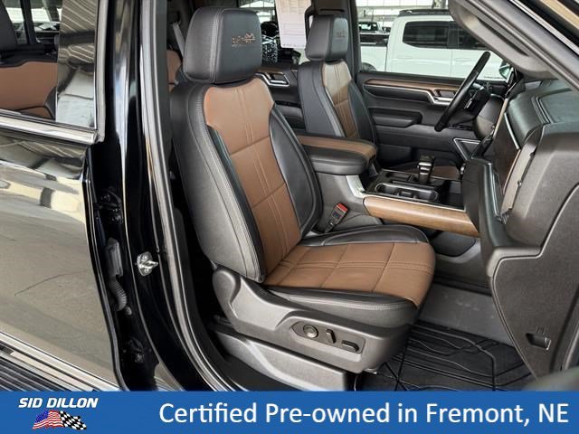 Used 2024 Black Chevrolet High Country image 8