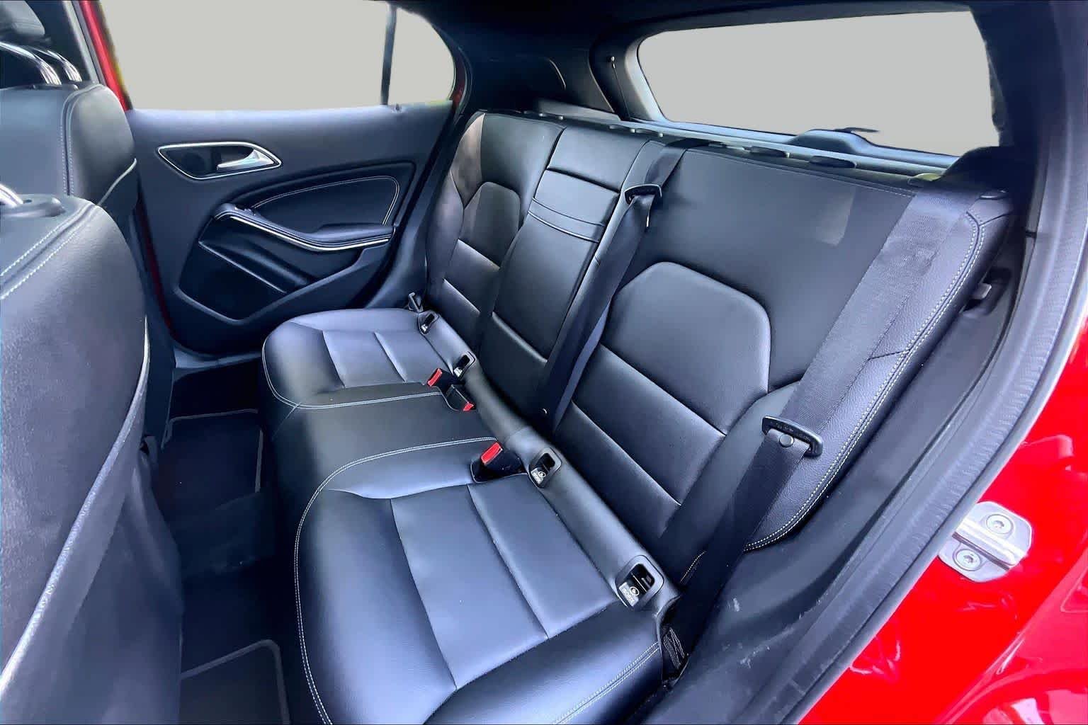 Used 2019 Jupiter Red Mercedes-Benz GLA 250 image 20