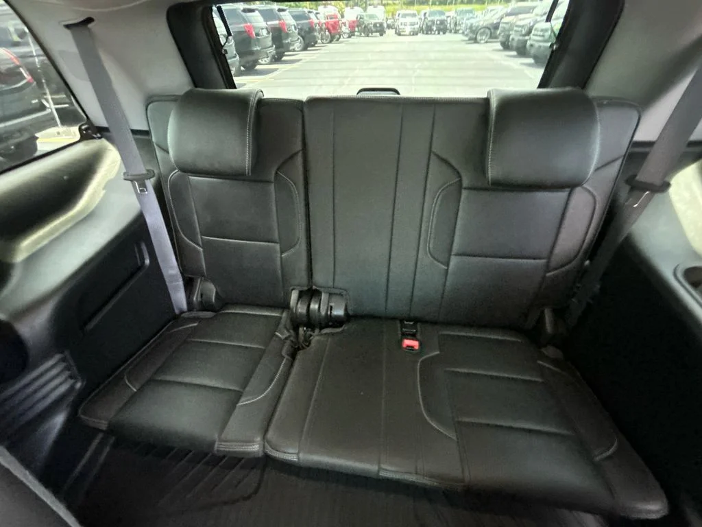 Used 2019 Gray GMC Denali image 23