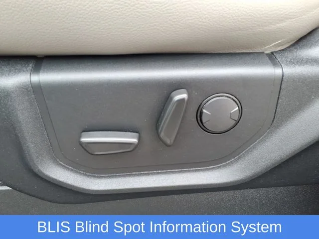 Used 2019 Blue Ford Lariat image 22
