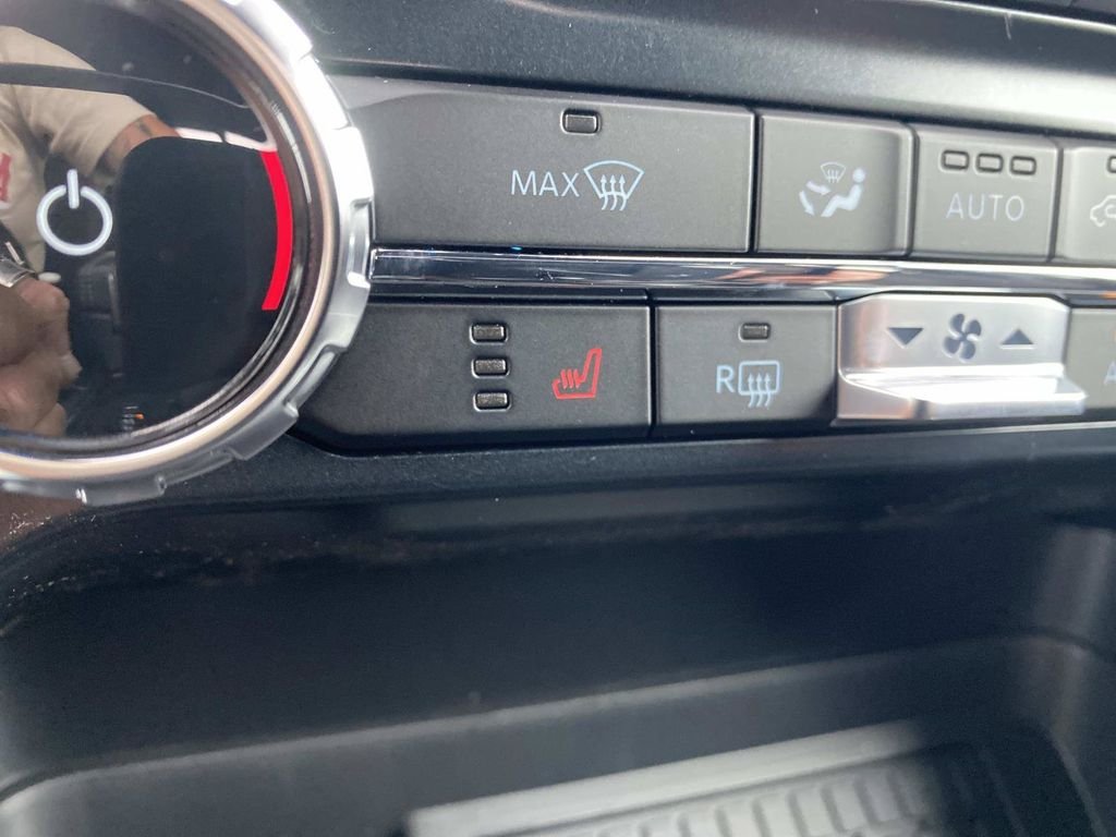 New 2026 Oxford White Ford XLT image 18