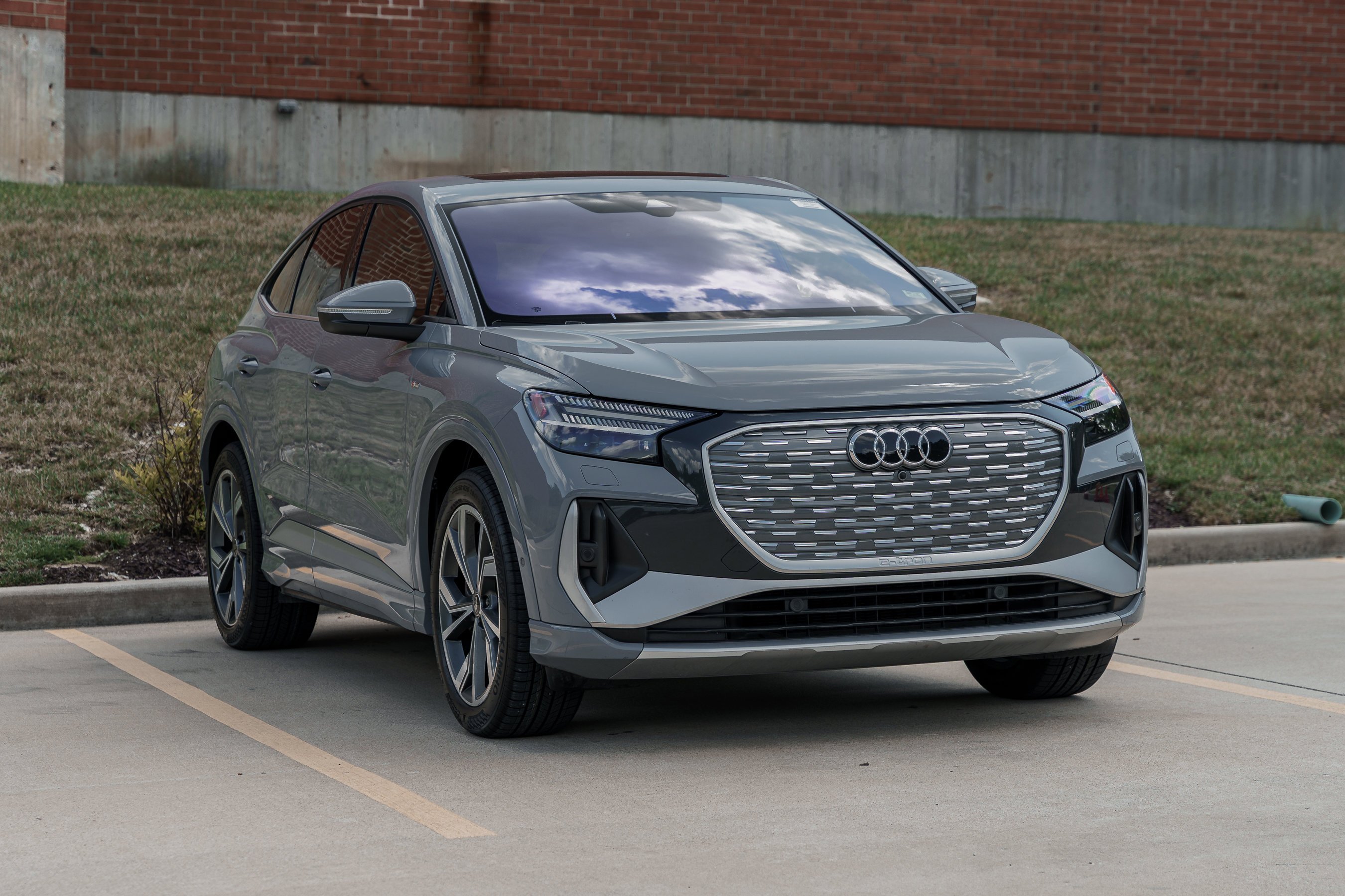 Used 2024 Audi Q4 Sportback e-tron Prestige with VIN WA14UBFZ7RP039268 for sale in Kirkwood, MO