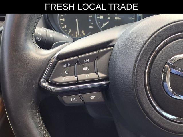 Used 2021 White Mazda Signature image 23