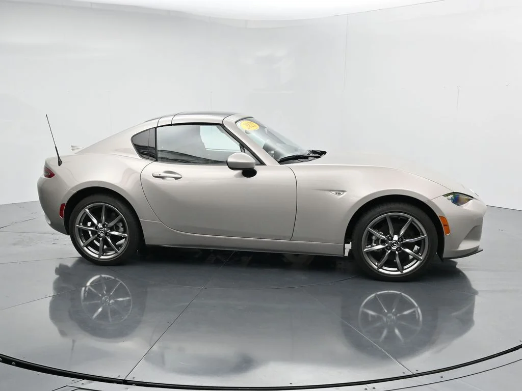 Used 2022 Silver Mazda Grand Touring image 8