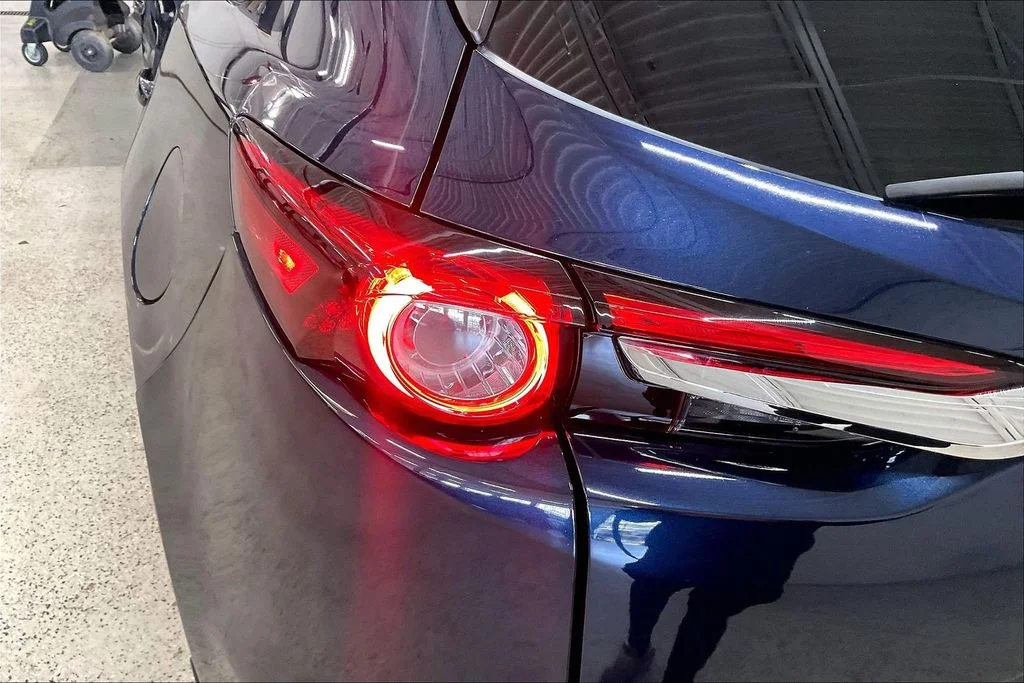 Used 2023 Blue Mazda Touring image 31