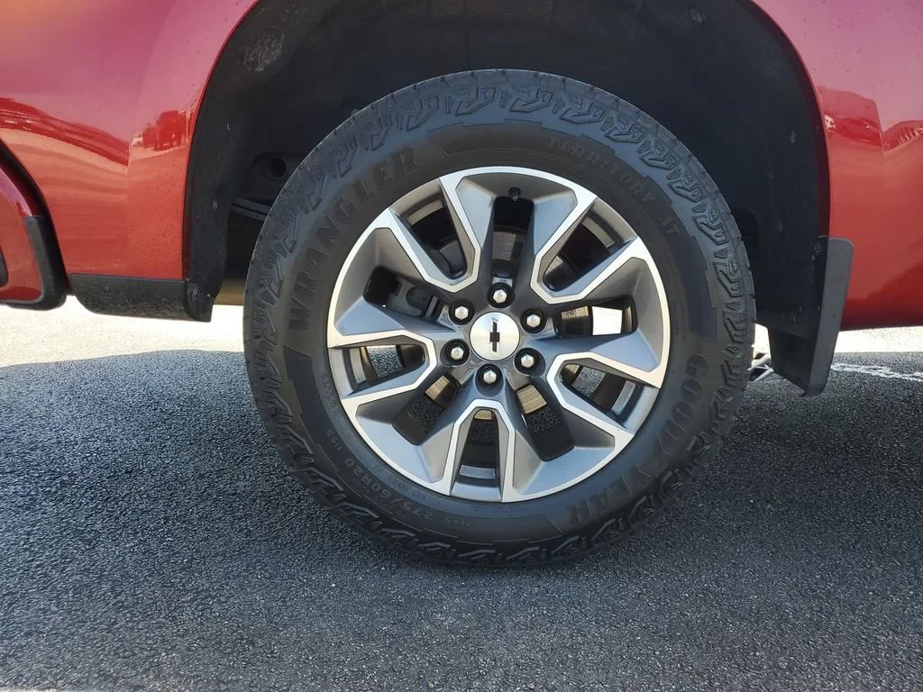Used 2021 CHERRY RED TINTCOAT Chevrolet RST image 36