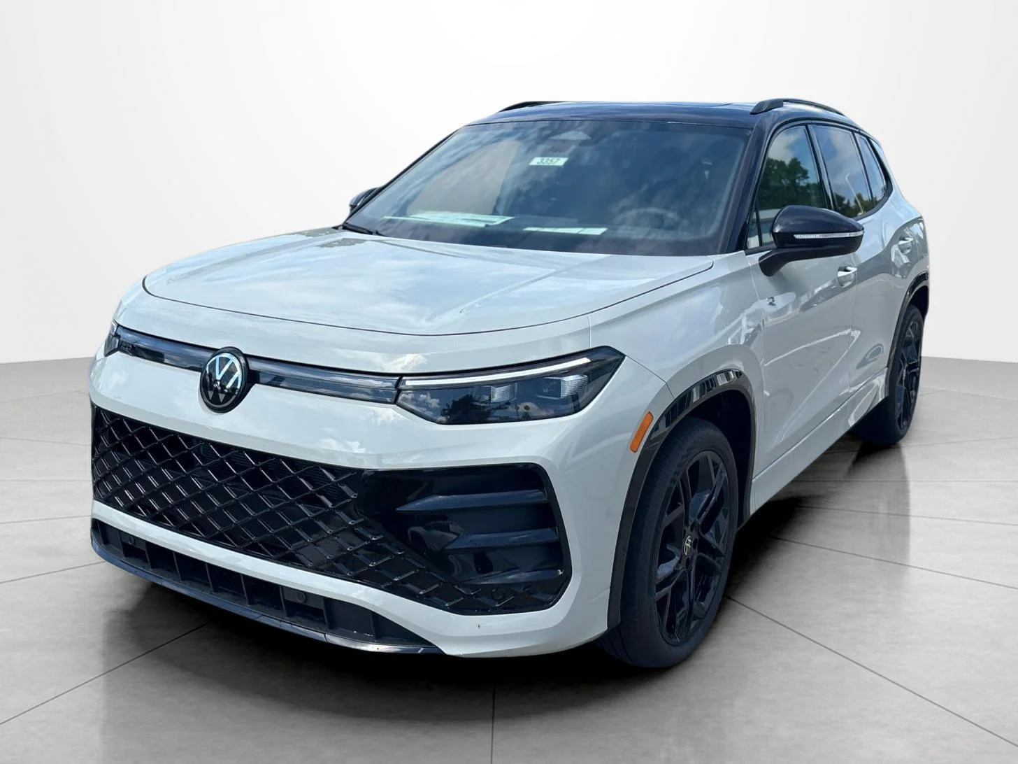 New 2026 Sandstone w/Deep Black Roof Volkswagen SE R-Line Black image 1