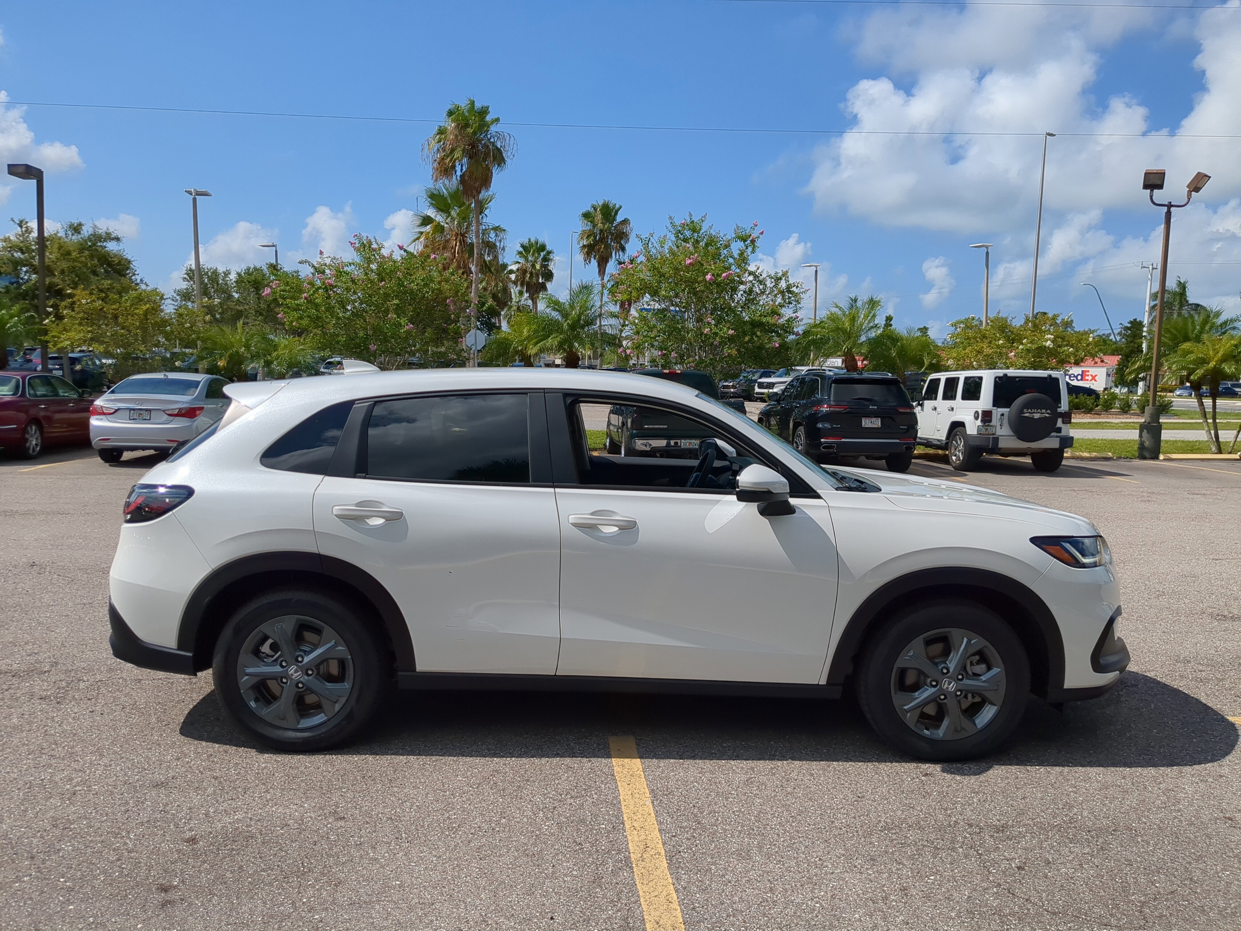 New 2026 Platinum White Pearl Honda LX image 5