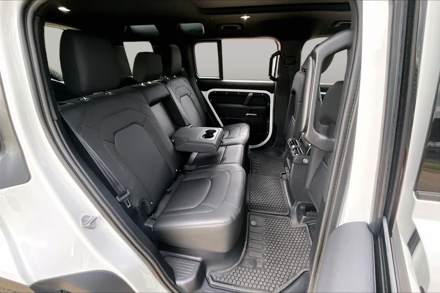 Used 2026 Fuji White Land Rover S image 20