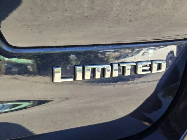 Used 2023 Blue Jeep Limited 4x2 image 21