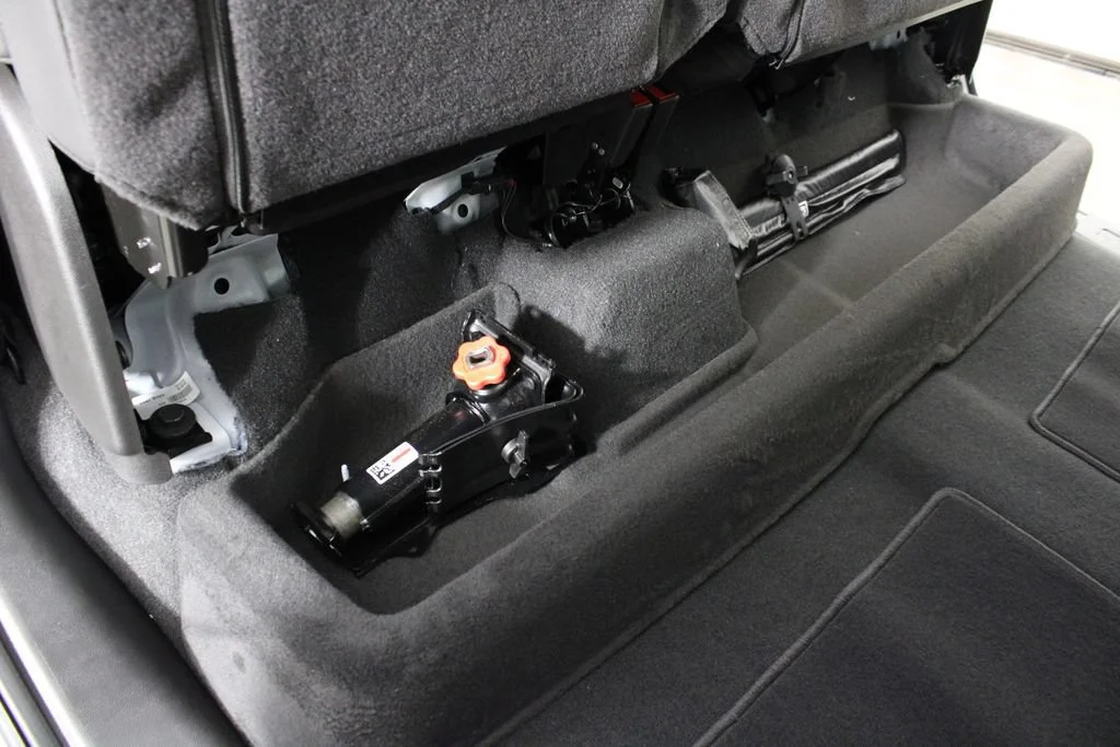 2026 GMC Sierra 1500 SLT - Photo 14
