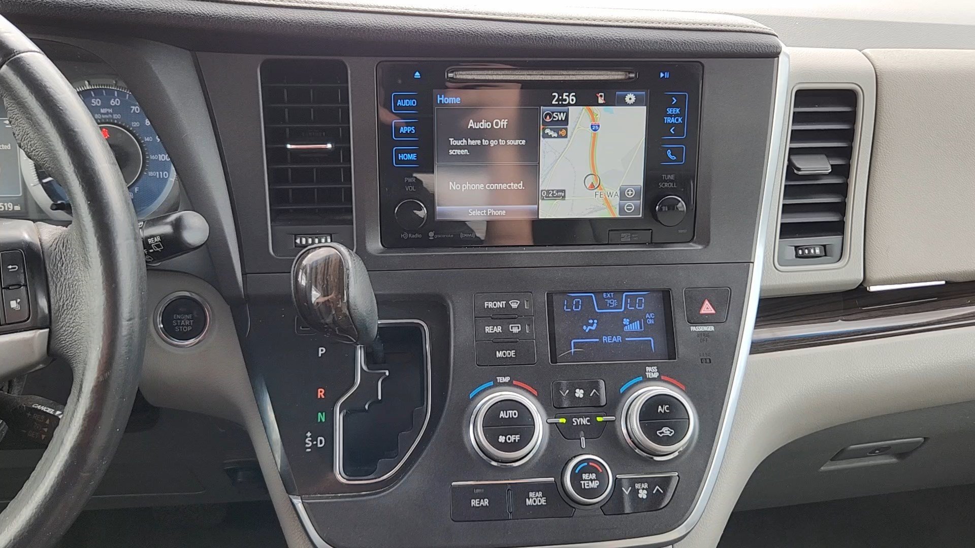 Used 2016 Predawn Gray Mica Toyota XLE Premium image 14