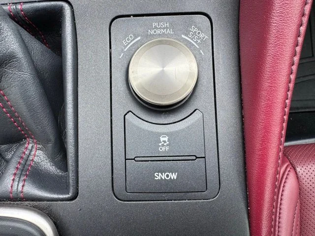 Used 2017 White Lexus 200t image 28