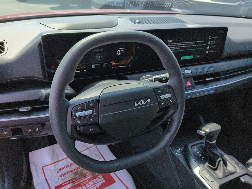 2026 Kia K4 LXS - Photo 9