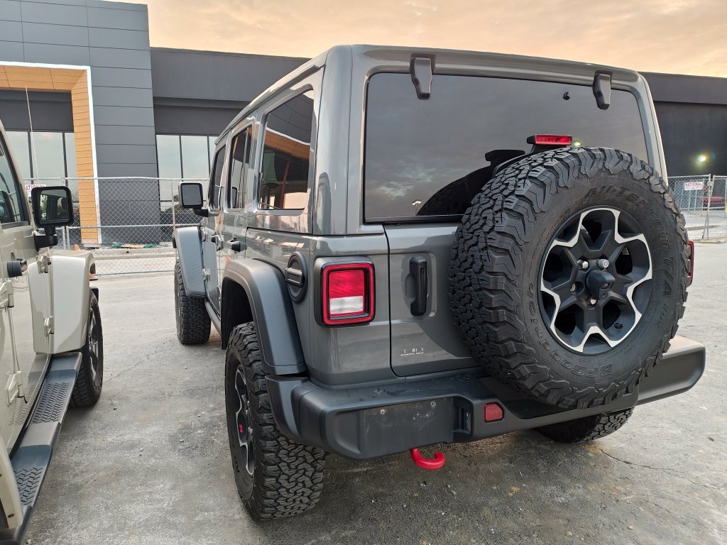 Used 2023 Gray Jeep Rubicon image 2