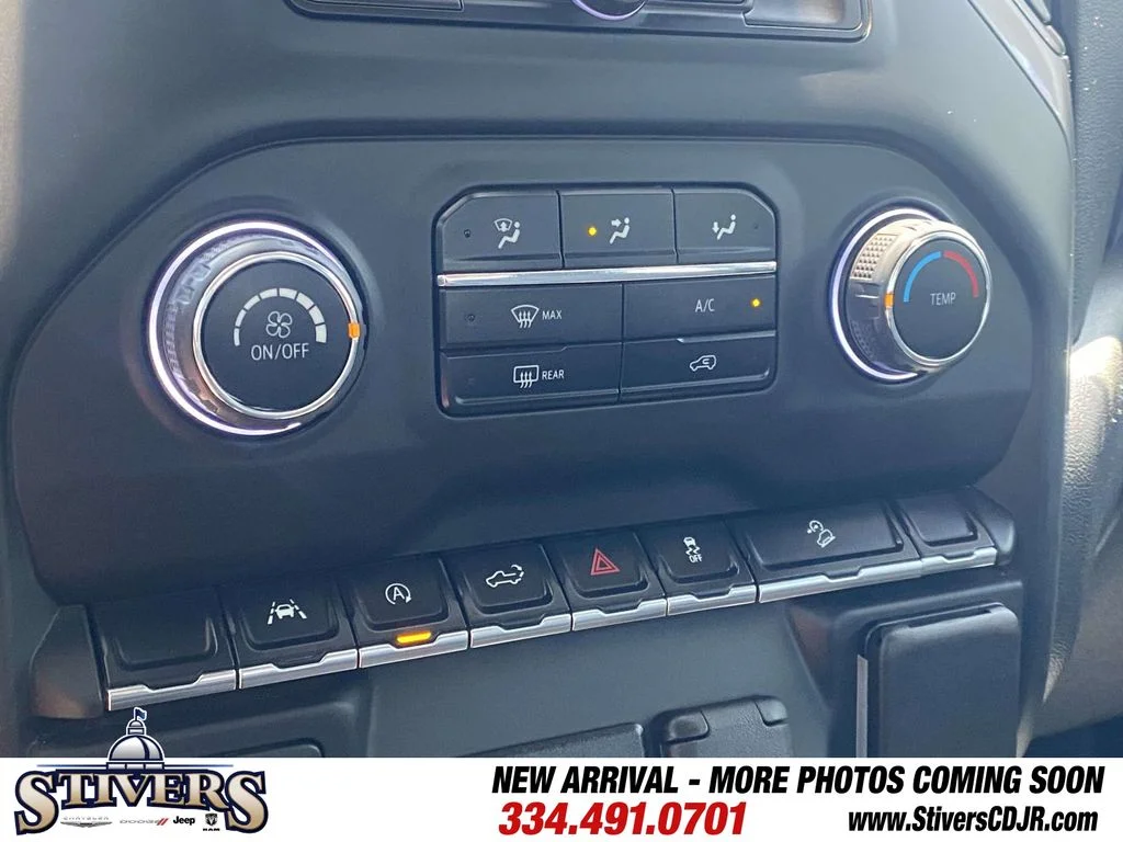 Used 2024 White Chevrolet Custom Trail Boss image 25