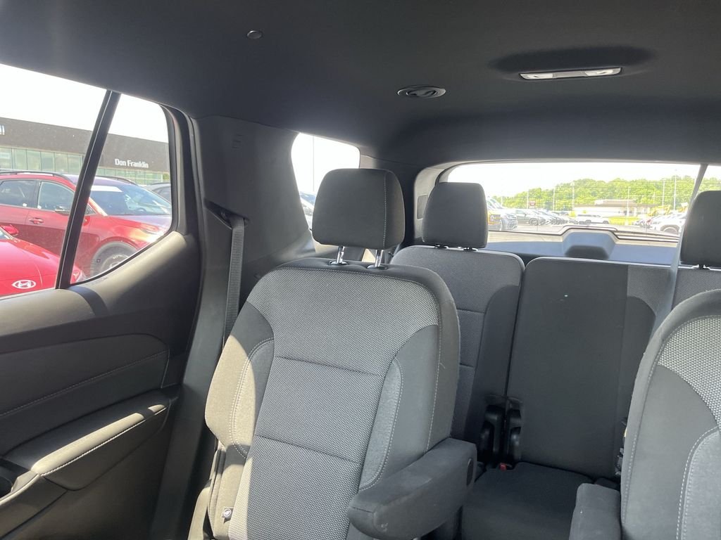 Used 2023 White Chevrolet LT image 12
