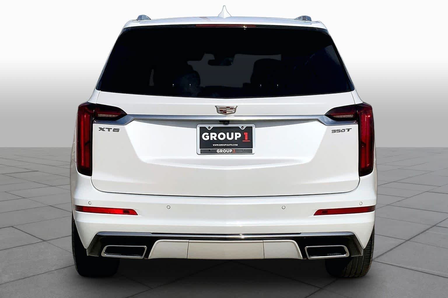 Used 2024 Crystal White Tricoat Cadillac FWD Luxury image 5