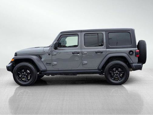 Used 2021 Gray Jeep Unlimited Sport Altitude image 7