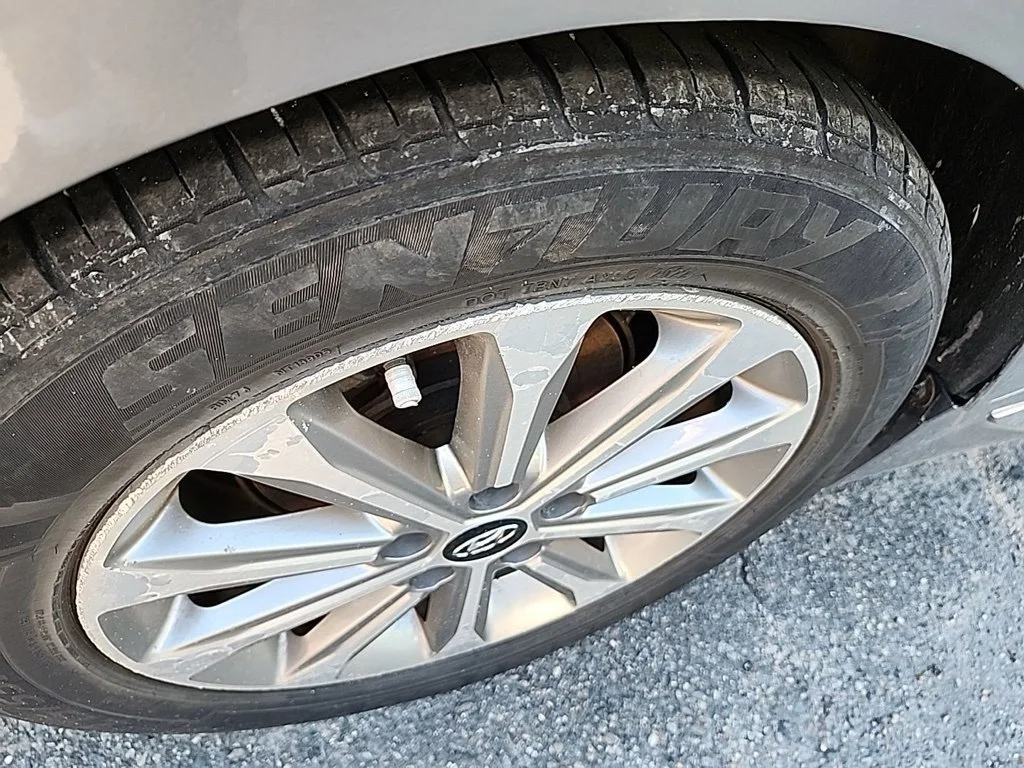 Used 2017 Gray Hyundai Limited image 14
