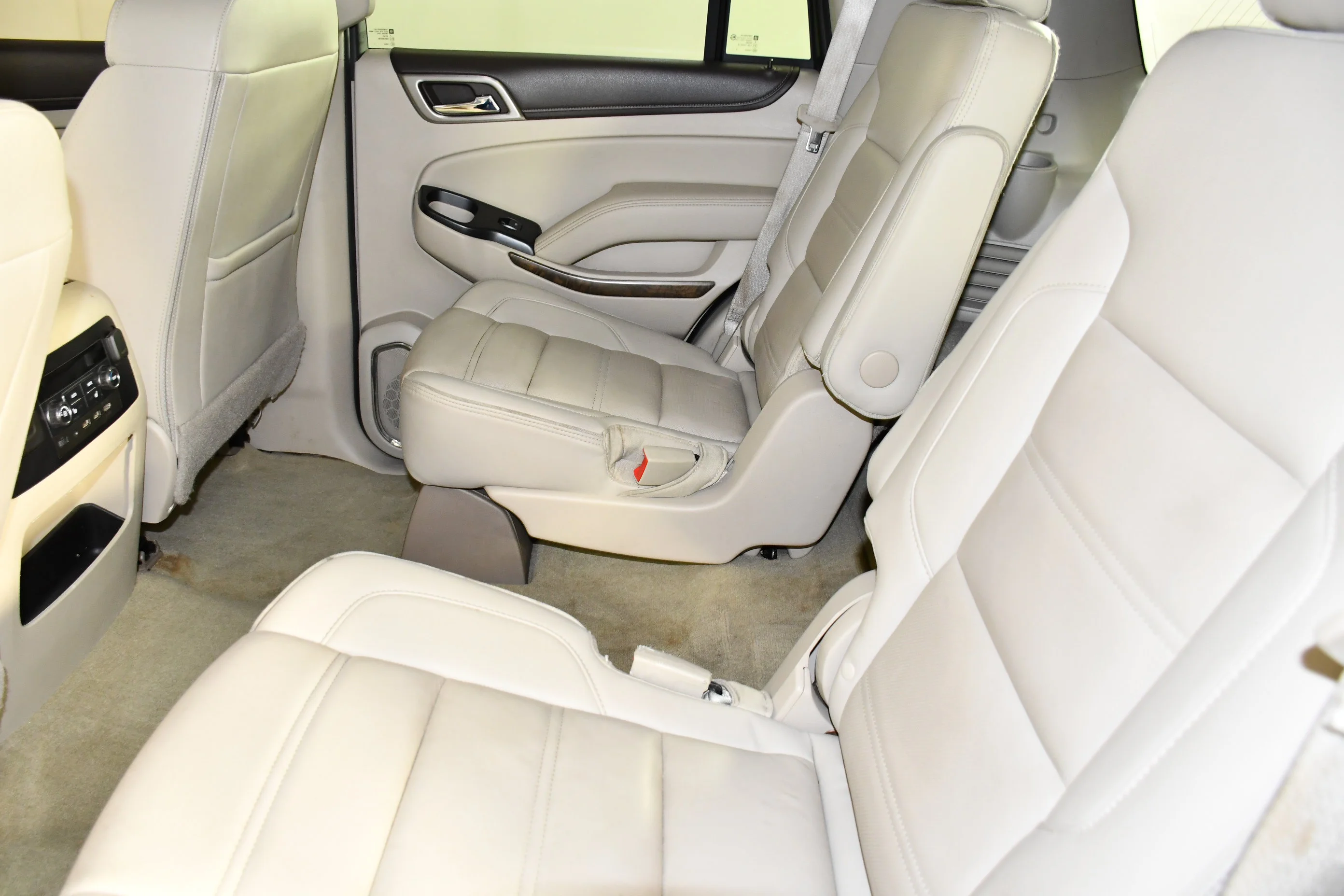 Used 2018 Onyx Black GMC Denali image 51