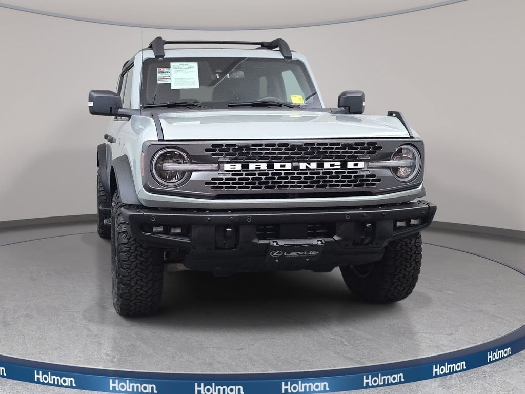 Used 2023 Cactus Gray Ford Badlands image 3